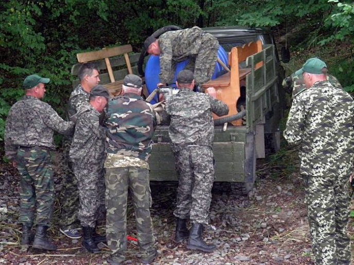 На Закарпатті відбулися навчання з гасіння лісових пожеж із залученням авіації – 04 На Закарпатті відбулися навчання з гасіння лісових пожеж із залученням авіації – 04