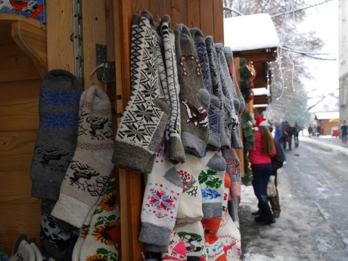 В Ужгороді розпочався новорічно-різдвяний ярмарок – 31