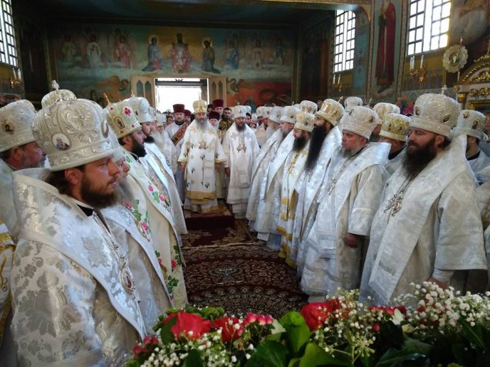 Митрополит Онуфрій відслужив Літургію у Свято-Вознесенському жіночому монастирі, що на Тячівщині – 02 Митрополит Онуфрій відслужив Літургію у Свято-Вознесенському жіночому монастирі, що на Тячівщині – 02