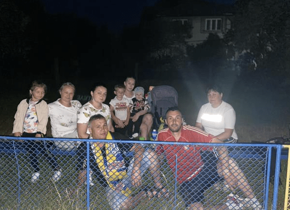 Україна-Швеція 2:1: вболівальники Тячівщини підтримували національну футбольну збірну – 06