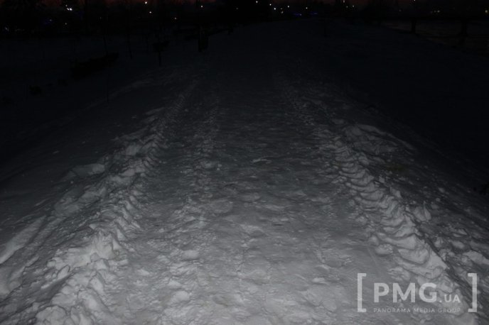 Слизькі дороги або безкоштовний атракціон фестивалю “Червене вино” – 23 Слизькі дороги або безкоштовний атракціон фестивалю “Червене вино” – 23