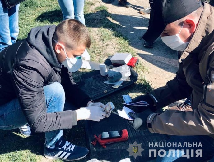 Закарпатці прикидались соцпрацівниками та медпрацівниками і обкрадали пенсіонерів – 02 Закарпатці прикидались соцпрацівниками та медпрацівниками і обкрадали пенсіонерів – 02