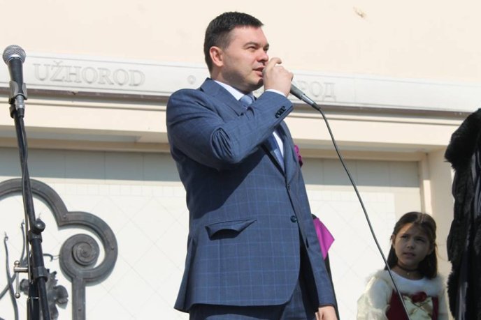 В рамках Дня міста Ужгород відбувся масштабний танцювальний флешмоб – 07