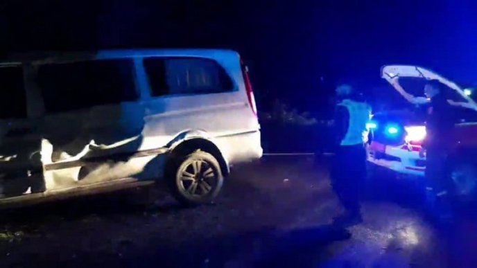 Потрійна ДТП: ввечері зіткнулись три мікроавтобуси – 04 Потрійна ДТП: ввечері зіткнулись три мікроавтобуси – 04