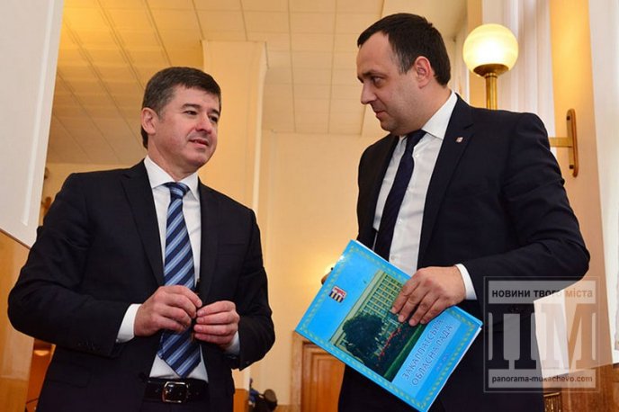 Закулісся виборів нового голови Закарпатської облради (ФОТОРЕПОРТАЖ) – 38