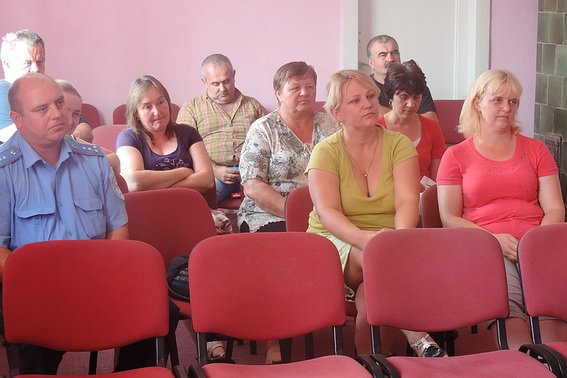 Керівник Берегівської міліції поспілкувався з жителями віддалених сіл районах – 02