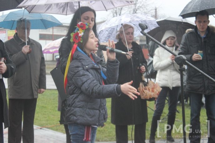 У Мукачеві вшанували пам’ять Героїв Майдану – 13