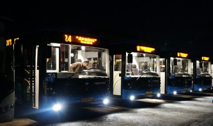 В Ужгороді "Електрони" виїхали на новий маршрут – 02