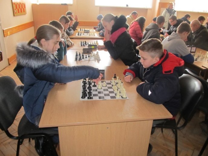 На Рахівщині пройшов новорічно-різдвяний турнір із шахів – 01