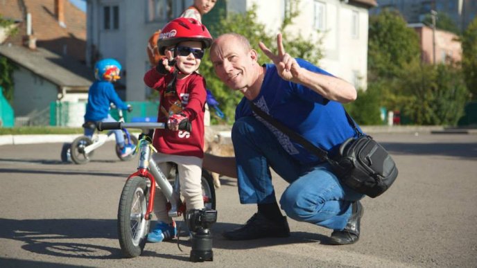 Велодень у Мукачеві: дитячий сміх, дорослий азарт та море позитивних емоцій (ФОТО) – 02