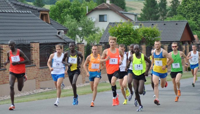 Закарпатські спортсмени взяли участь у легкоатлетичних змаганнях у Словаччині – 06