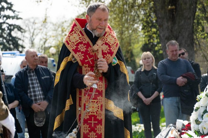 В Ужгороді попрощались із полеглим військовим – 03