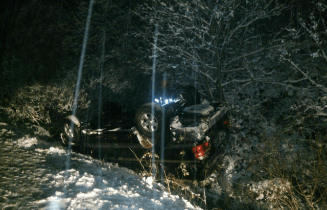 Патрульні показали фото із місця ДТП, в яку потрапив позашляховик СБУшників – 01