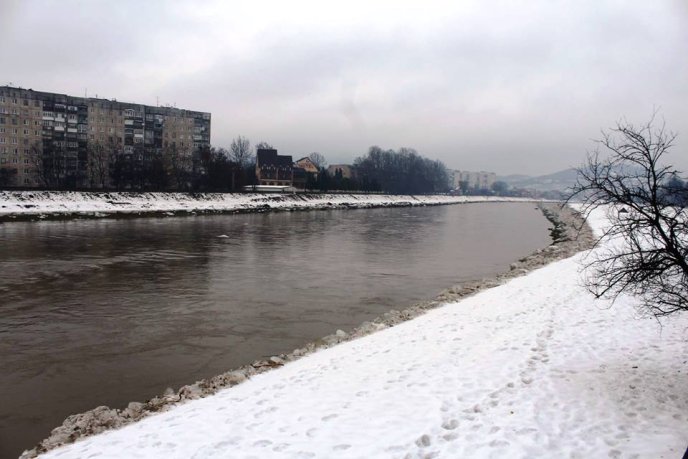 За добу рівень води в Латориці в межах Мукачева впав майже на метр – 04
