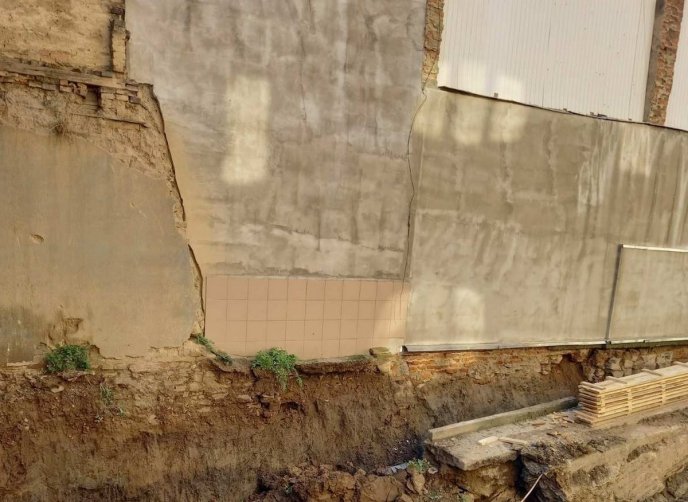 В Ужгороді мешканці кількох квартир опинились у небезпеці – 01