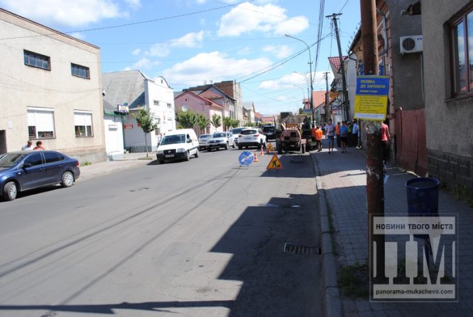 У Мукачеві розпочали ремонтувати вулицю Миру (ФОТО) – 09