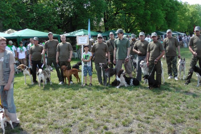 У Києві за нагороди змагались мисливські собаки із Закарпаття – 02