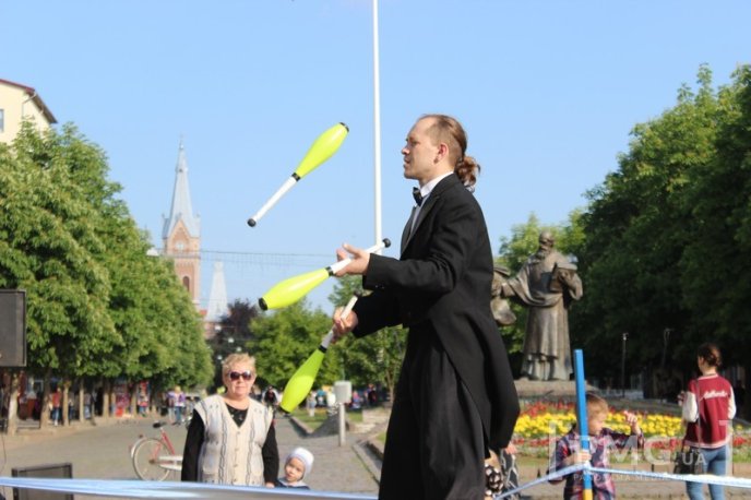 У Мукачеві відкрили фестиваль театральних колективів "Етно-Діа-Сфера" – 05