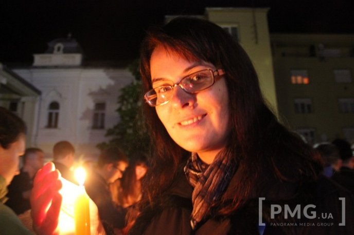 Мукачівці зустріли Благодатний Вогонь, який зійшов у Єрусалимі – 28