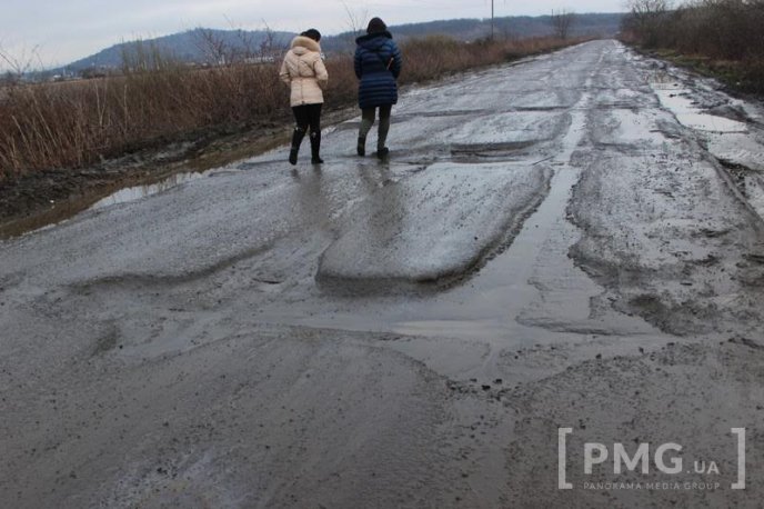 Пряшівська-об’їзна у Мукачеві: стан дороги, який шокує – 13 Пряшівська-об’їзна у Мукачеві: стан дороги, який шокує – 13