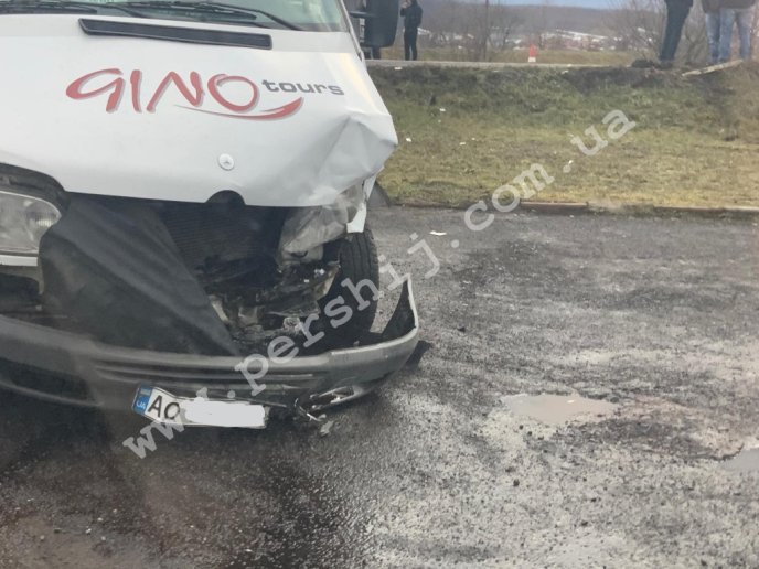 На Іршавщині сталася потрійна аварія – 01 На Іршавщині сталася потрійна аварія – 01