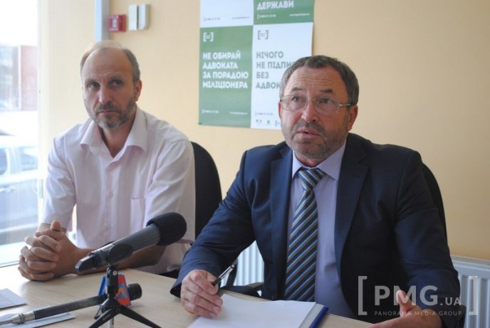 У Мукачеві підсумували перший місяць роботи місцевого центру з надання правової допомоги – 06