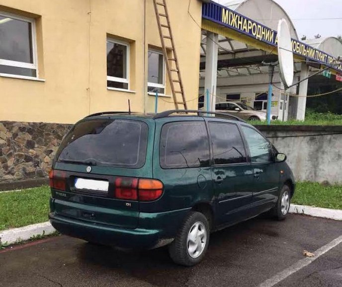 Склади Закарпатської митниці поповнили автомобілі з перебитими номерними знаками – 03