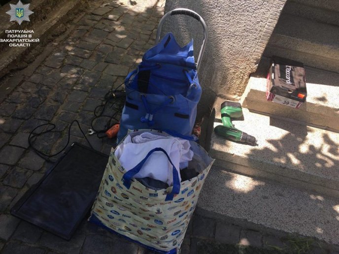 У Мукачеві чоловік проник у чужий будинок – 02