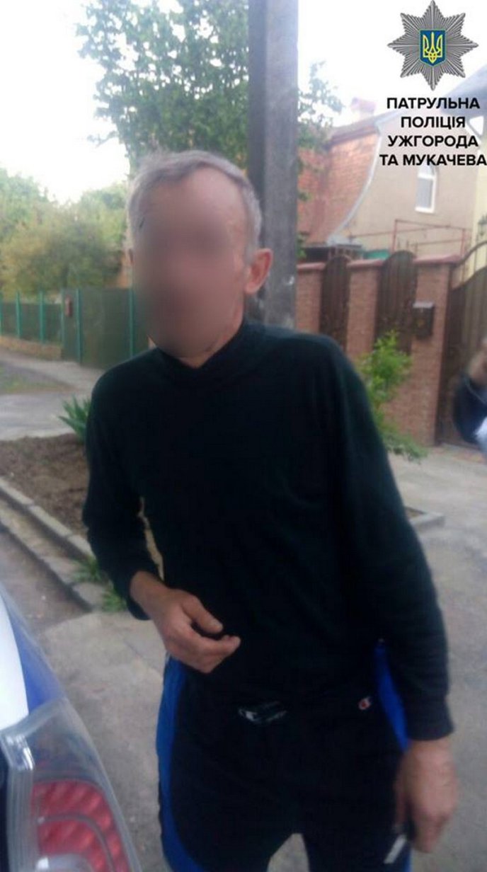 У п’яного водія патрульні знайшли підроблені документи – 01 У п’яного водія патрульні знайшли підроблені документи – 01