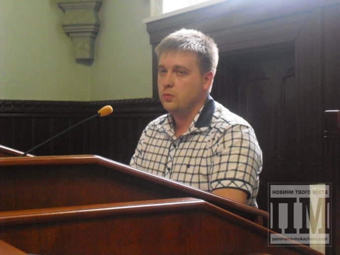 Громадська рада Мукачева обговорила проект децентралізації влади та вчергове відклала перенесення Меморіалу з центру міста (ФОТО) – 03