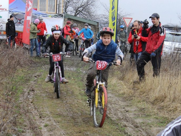На Радванському кар’єрі змагались велосипедисти у дисципліні крос-кантрі (ФОТО) – 07 На Радванському кар’єрі змагались велосипедисти у дисципліні крос-кантрі (ФОТО) – 07
