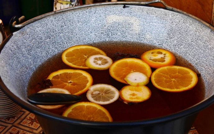 В Ужгороді розпочався триденний "Медовуха Фест" – 11