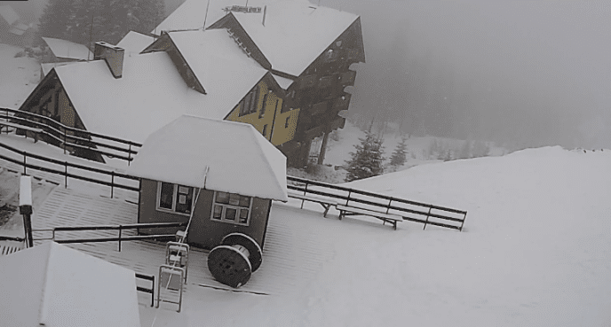 Драгобрат замітає снігом – 01