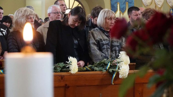 У Мукачеві в останню путь провели двох Героїв – 06