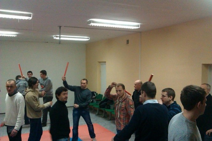 Ужгородських активістів самооборони вчили захищатися в бою (ФОТО) – 03 Ужгородських активістів самооборони вчили захищатися в бою (ФОТО) – 03