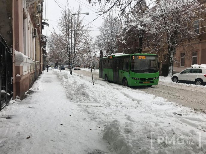 Наслідки негоди: Мукачево потопає у снігу – 04 Наслідки негоди: Мукачево потопає у снігу – 04