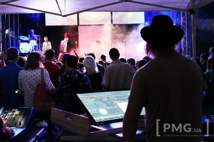 "No Longer Music" та їхній дивовижний виступ у місті над Латорицею – 32