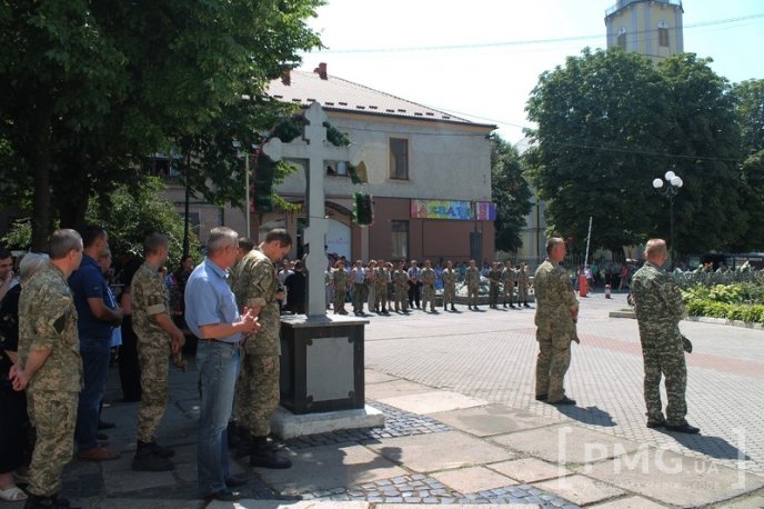 У Мукачеві попрощались з бійцем 128-ї бригади Олександром Павлюком – 23