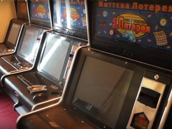 На Тячівщині правоохоронці викрили злочинну групу, яка займалася організацією незаконного грального бізнесу – 02