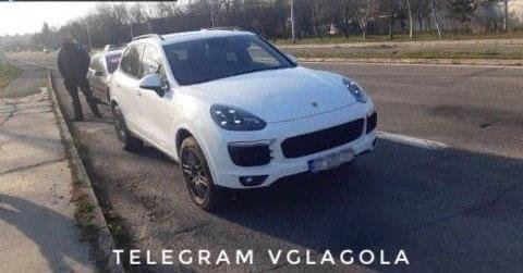 Чоловіка підозрюють у контрабанді медичних респіраторів до Словаччини – 03 Чоловіка підозрюють у контрабанді медичних респіраторів до Словаччини – 03