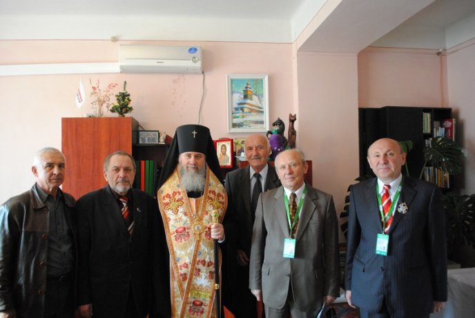 Владика Феодор освятив нововідкритий прес-центр у Мукачеві (ФОТО, ВІДЕО, ОНОВЛЕНО) – 10