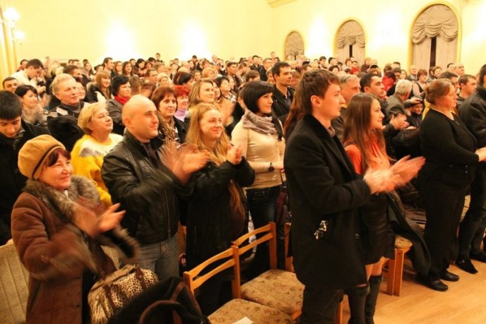 У Мукачеві вчергове виступив Струнний оркестр. Зал аплодував стоячи (ФОТО, ВІДЕО) – 04