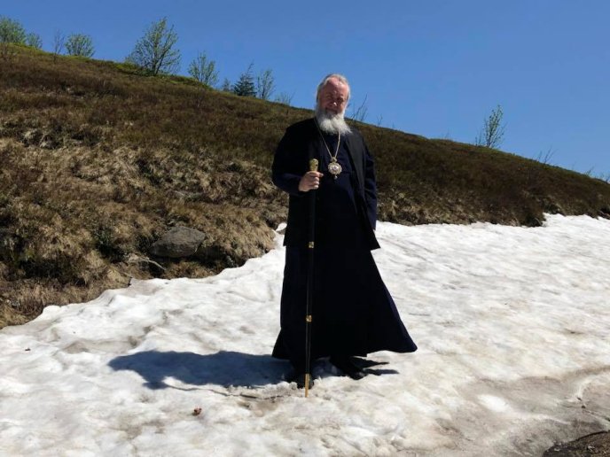 Освячено відновлений після акту вандалізму 8-метровий хрест – 07