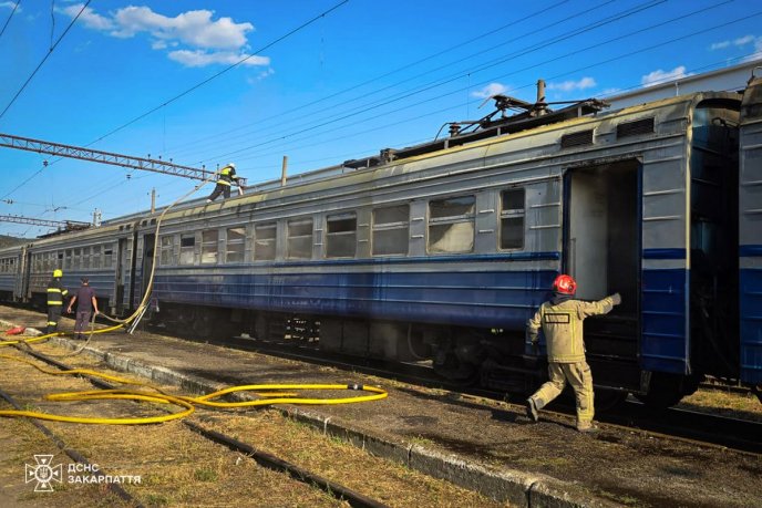 Закарпатцям розповіли, що трапилось в електричці «Сянки-Ужгород-Мукачево» – 03