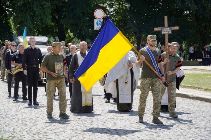 В Ужгороді попрощались із молодим захисником – 05 В Ужгороді попрощались із молодим захисником – 05