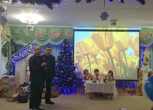 До вихованців Чинадіївського дитбудинку завітав святий Миколай – 01