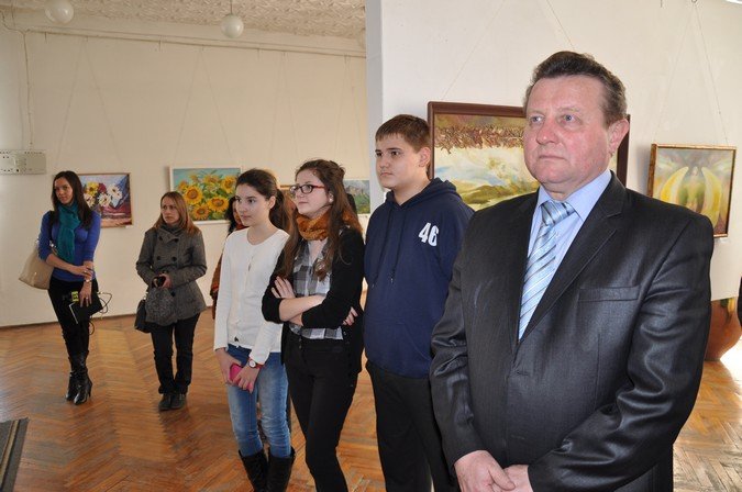 У Мукачівській картинній галереї відкрили виставку до Міжнародного жіночого дня (ФОТОРЕПОРТАЖ) – 07