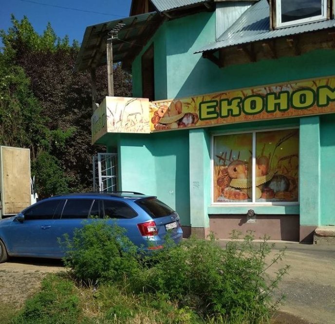 У Мукачеві обікрали продуктовий магазин – 01