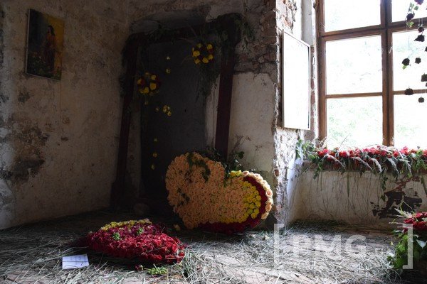 У Чинадієві відбувся фестиваль квітів "Кохання в Сент-Міклоші" – 33