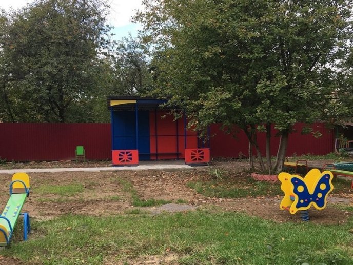 У Мукачеві триває капремонт благоустрою території дитсадка №29 – 02 У Мукачеві триває капремонт благоустрою території дитсадка №29 – 02